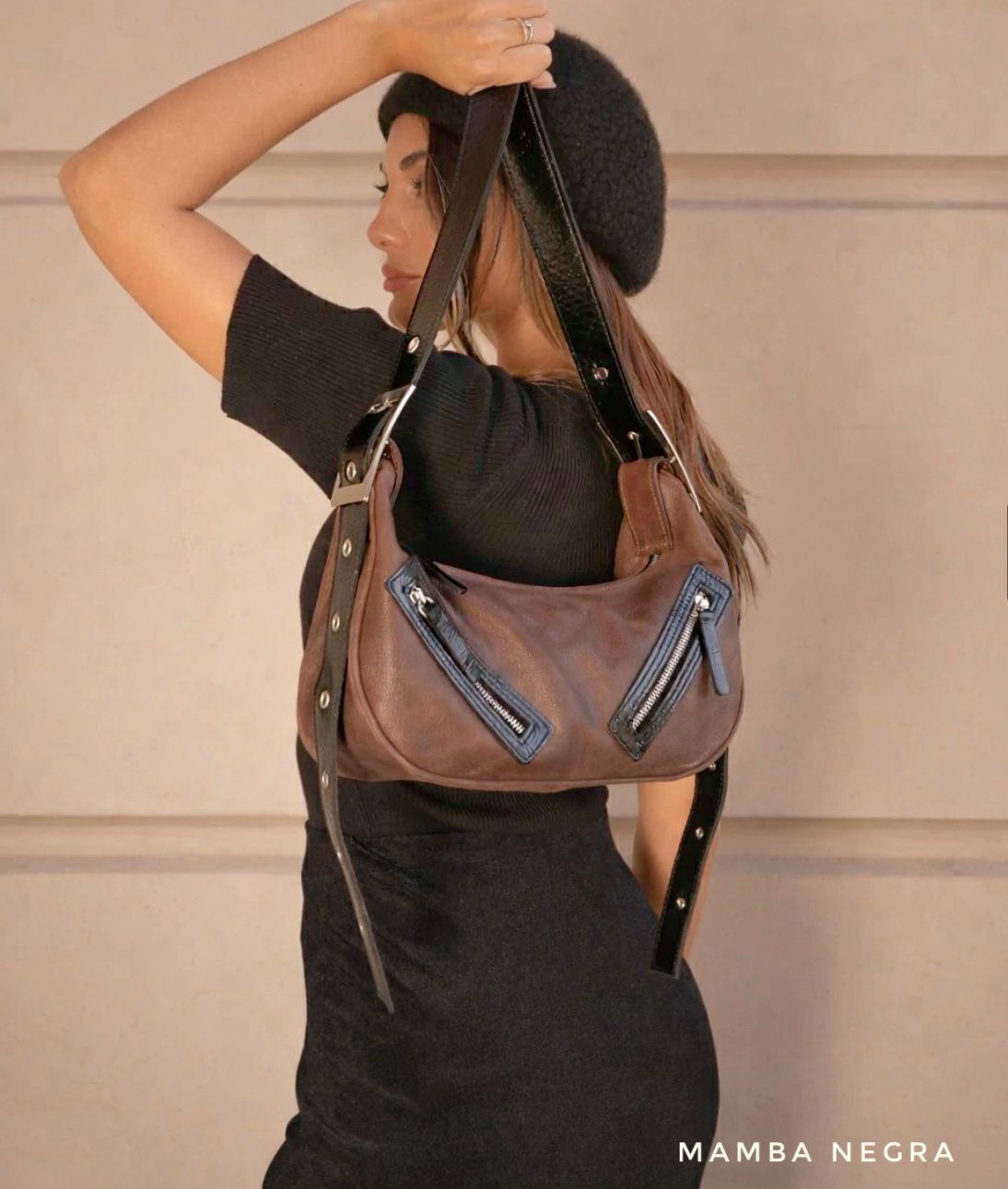 Bandolera media luna chocolate