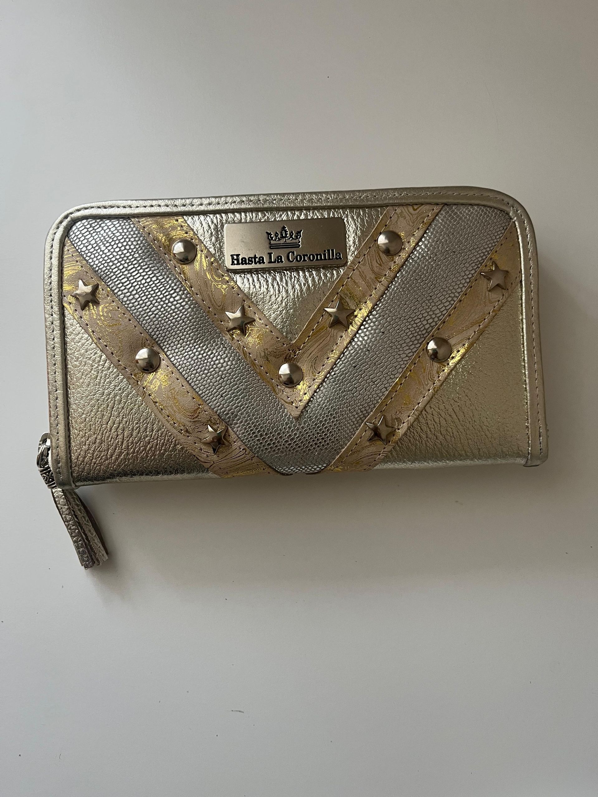 Billeteras estrellas dorada