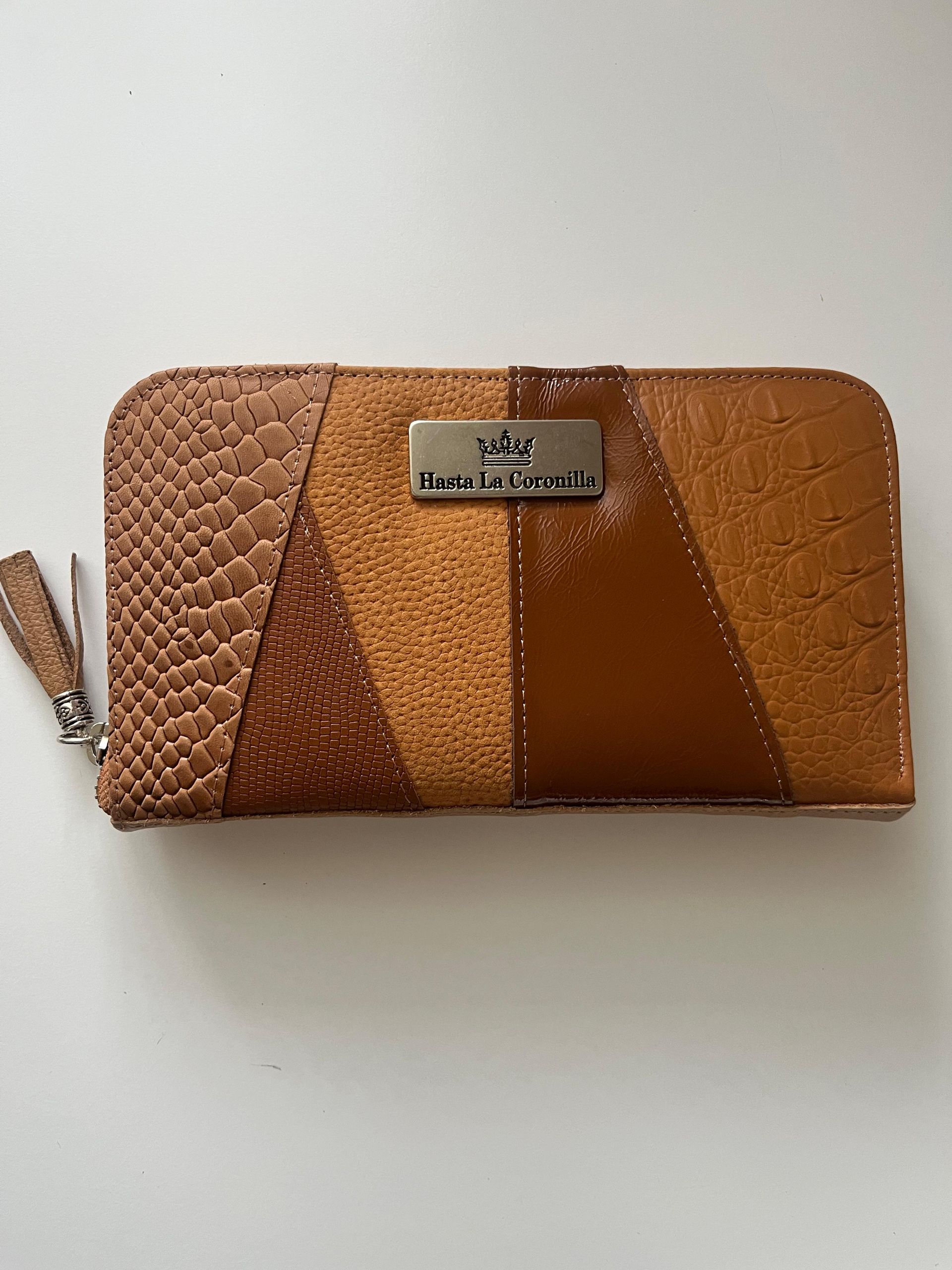 Billetera suela recortes