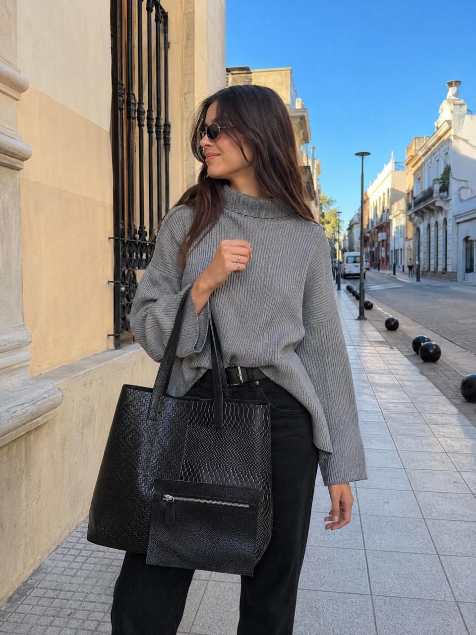 Cartera Nuria Total Balck