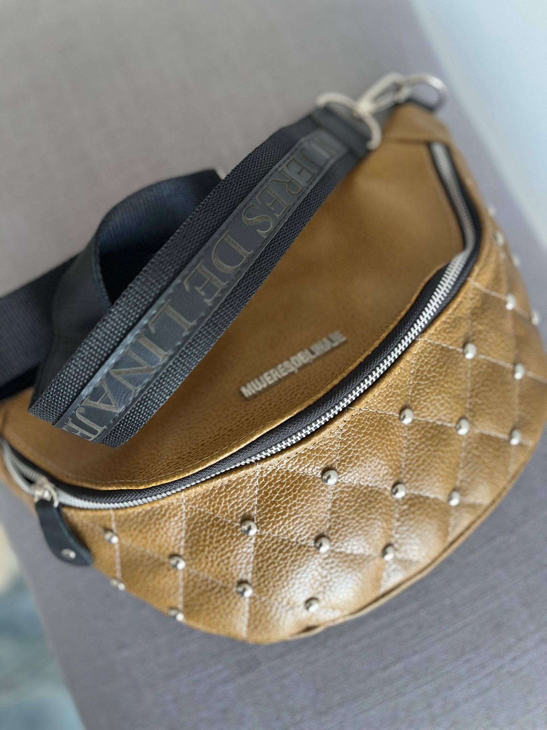 Riñonera Lola chocolate