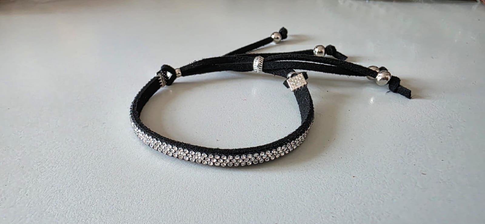 Pulsera mini negra
