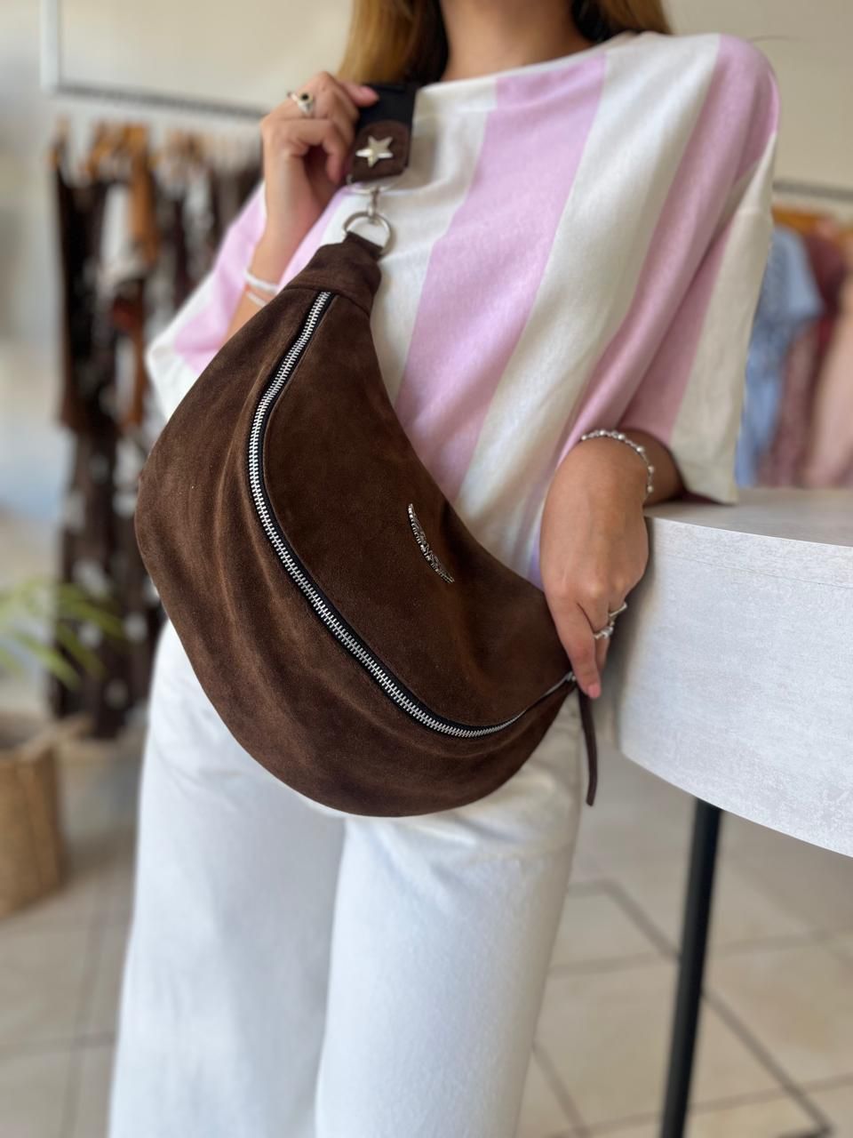 Riñonera Gamuza chocolate