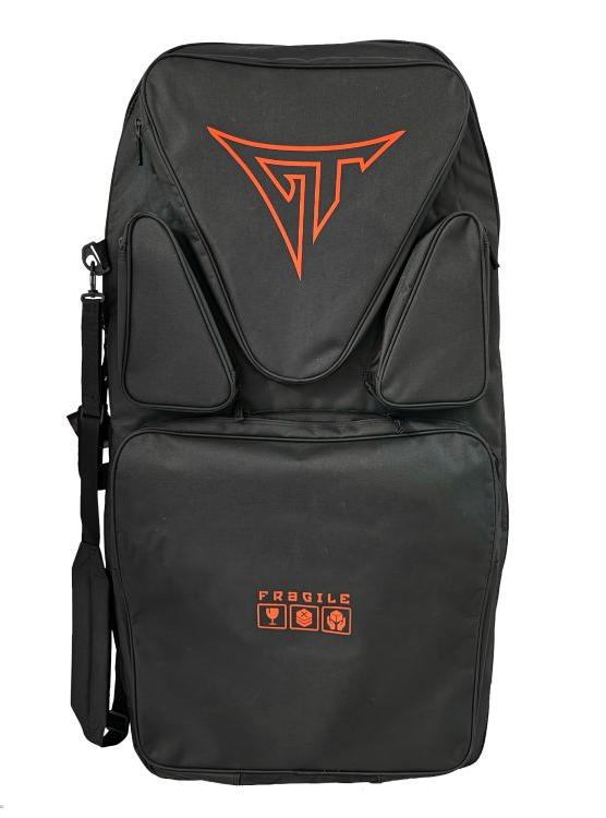 Bolsa de transporte preta com logotipo laranja e texto "FRÁGIL". Alça de ombro visível.