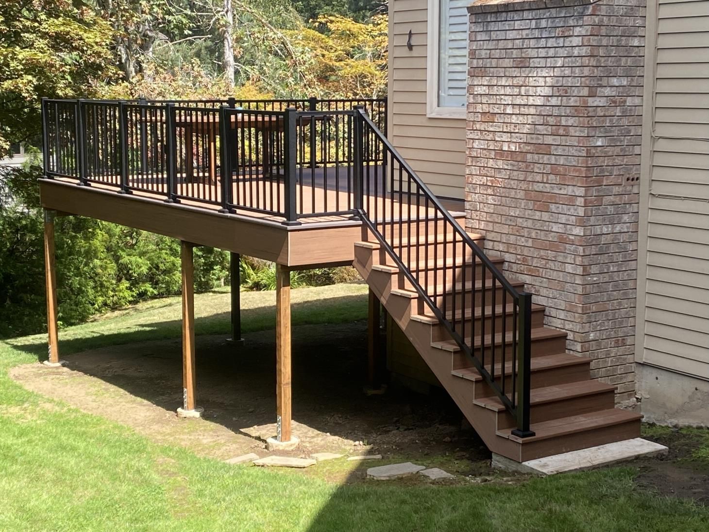 How much does it cost to build a deck?