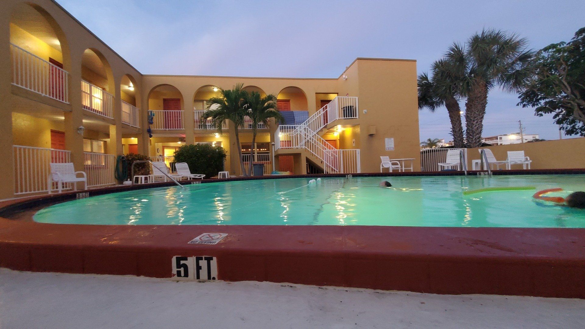 scenes-from-redington-beach-far-horizons-resort