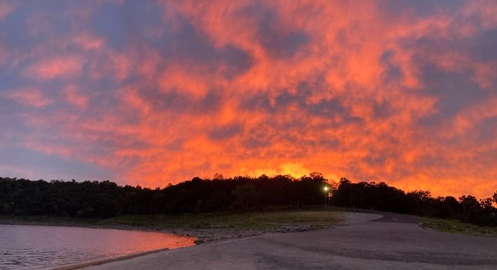 fall sunset bull shoals lake arkansas