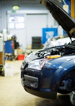 Car repair with courtesy car - Sheffield, South Yorkshire - D.C GOSS Body Shop - Car repair Car repair