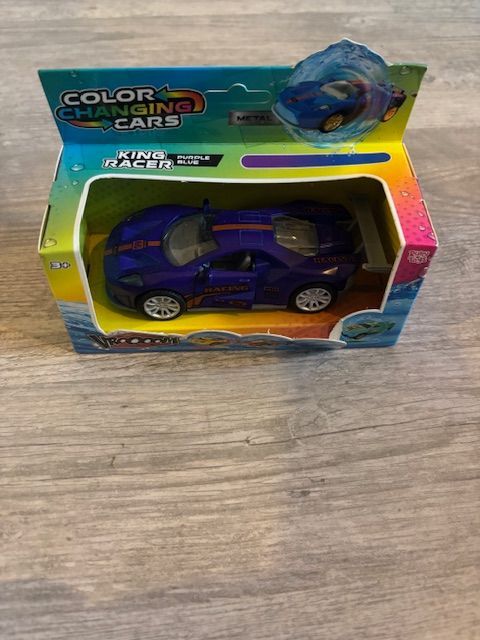 auto die veranderd van kleuren