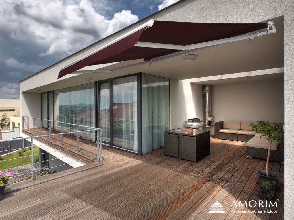 Os toldos Amorim unem qualidade, resistência e sofisticação para proteger e valorizar áreas externas. Ideais para varandas, sacadas, comércios e áreas gourmet, oferecem excelente durabilidade, proteção solar e acabamento moderno. A DecorPrime trabalha com toldos Amorim sob medida, garantindo instalação profissional e soluções elegantes para residências e empresas em São Paulo