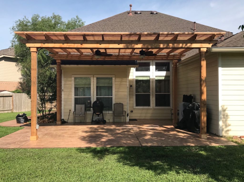 Alumawood pergola with fan mount and recessed lighting in Austin