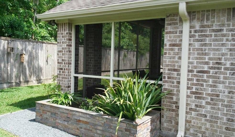 Custom screen room builder project in Garden Ridge outdoor living space