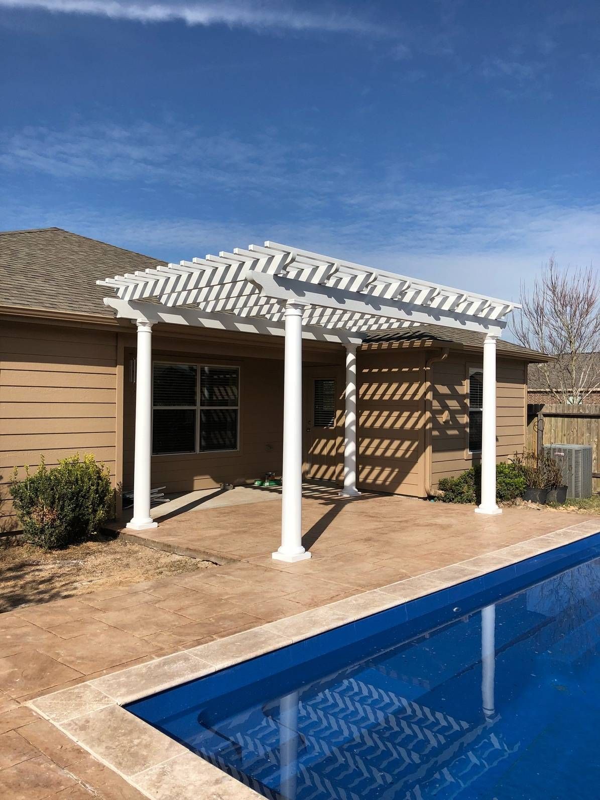 Durable aluminum pergola in Kerrville outdoor living area
