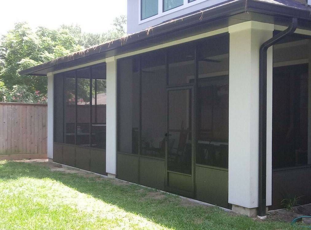 Custom patio enclosure with fiberglass screens in Fredericksburg, TX