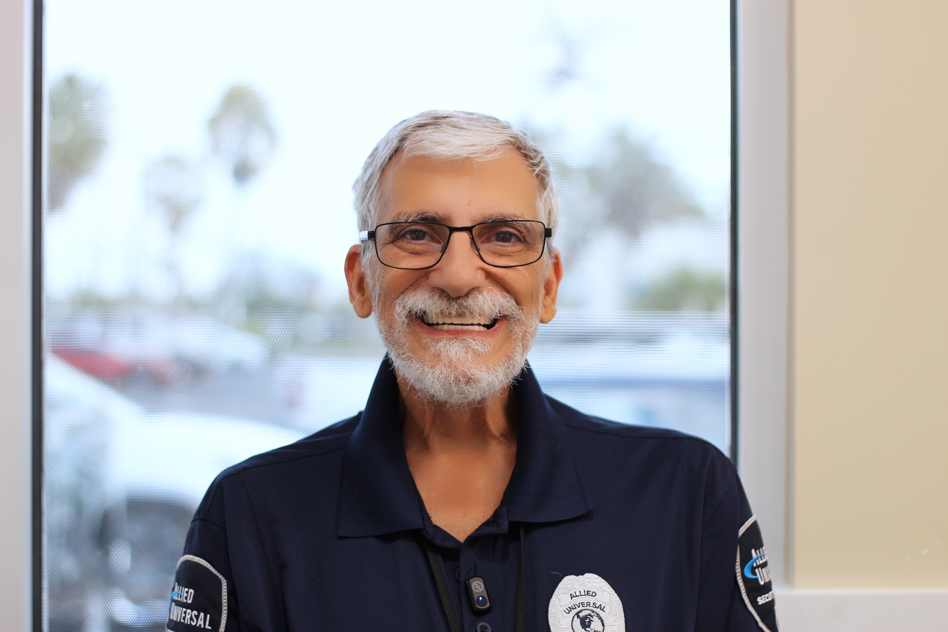 Google business listing for Modern Day Smiles Dentistry with office photos, rating, and contact buttons