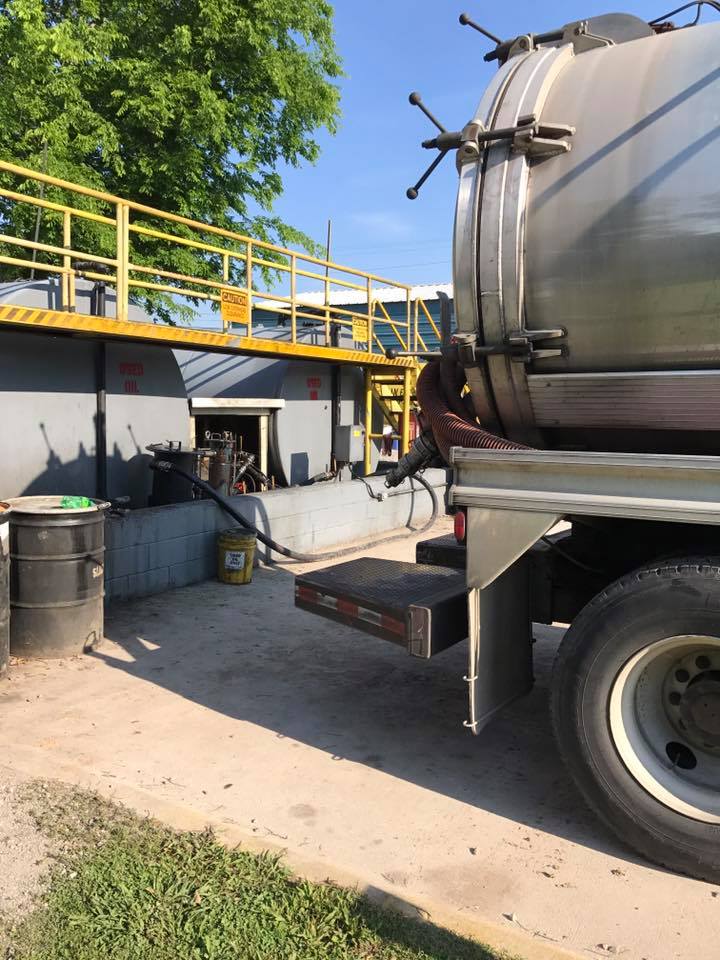 Truck Unload Used Oil — Chattanooga, TN — Goins Waste Oil Company Inc