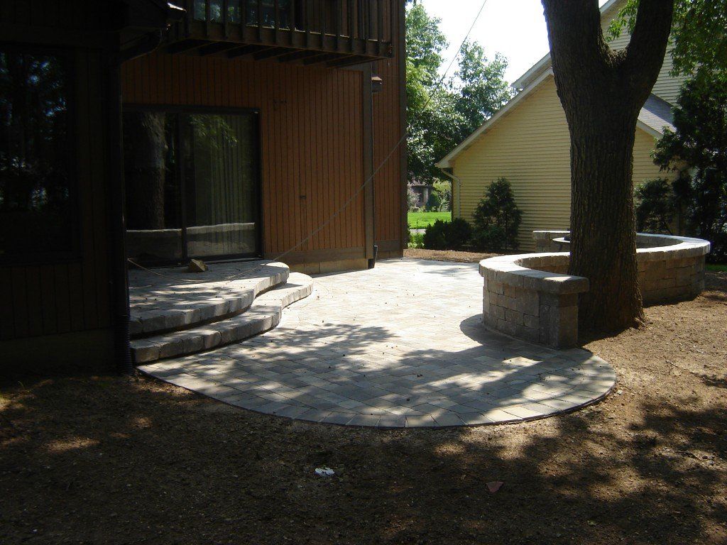 Round patio — South Bend , IN — Fuerbringer Landscaping & Design