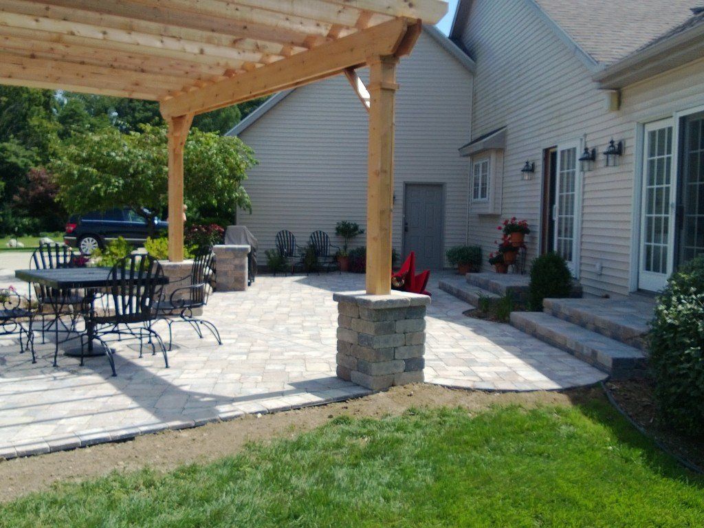 Backyard landscaping ideas — South Bend , IN — Fuerbringer Landscaping & Design