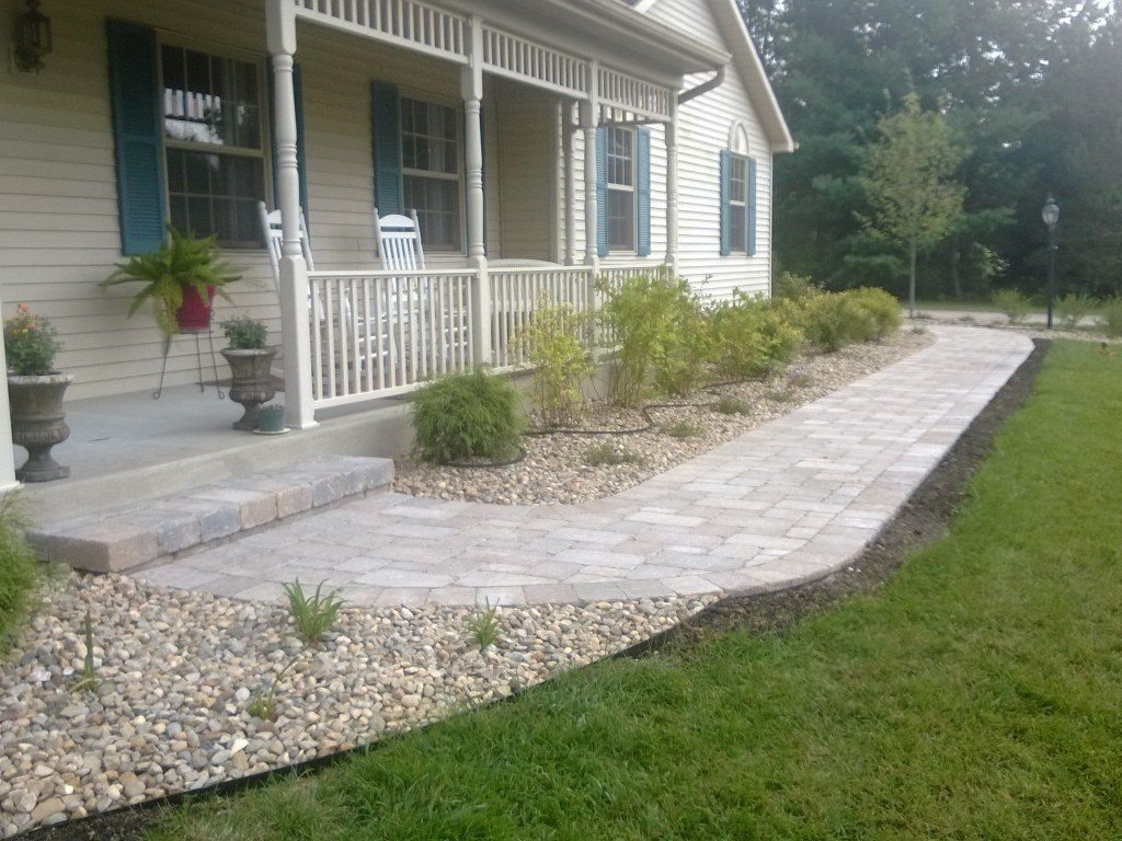 Walkway ideas — South Bend , IN — Fuerbringer Landscaping & Design