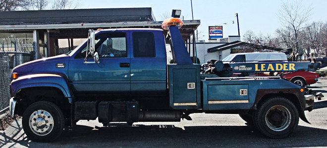blue tow truck