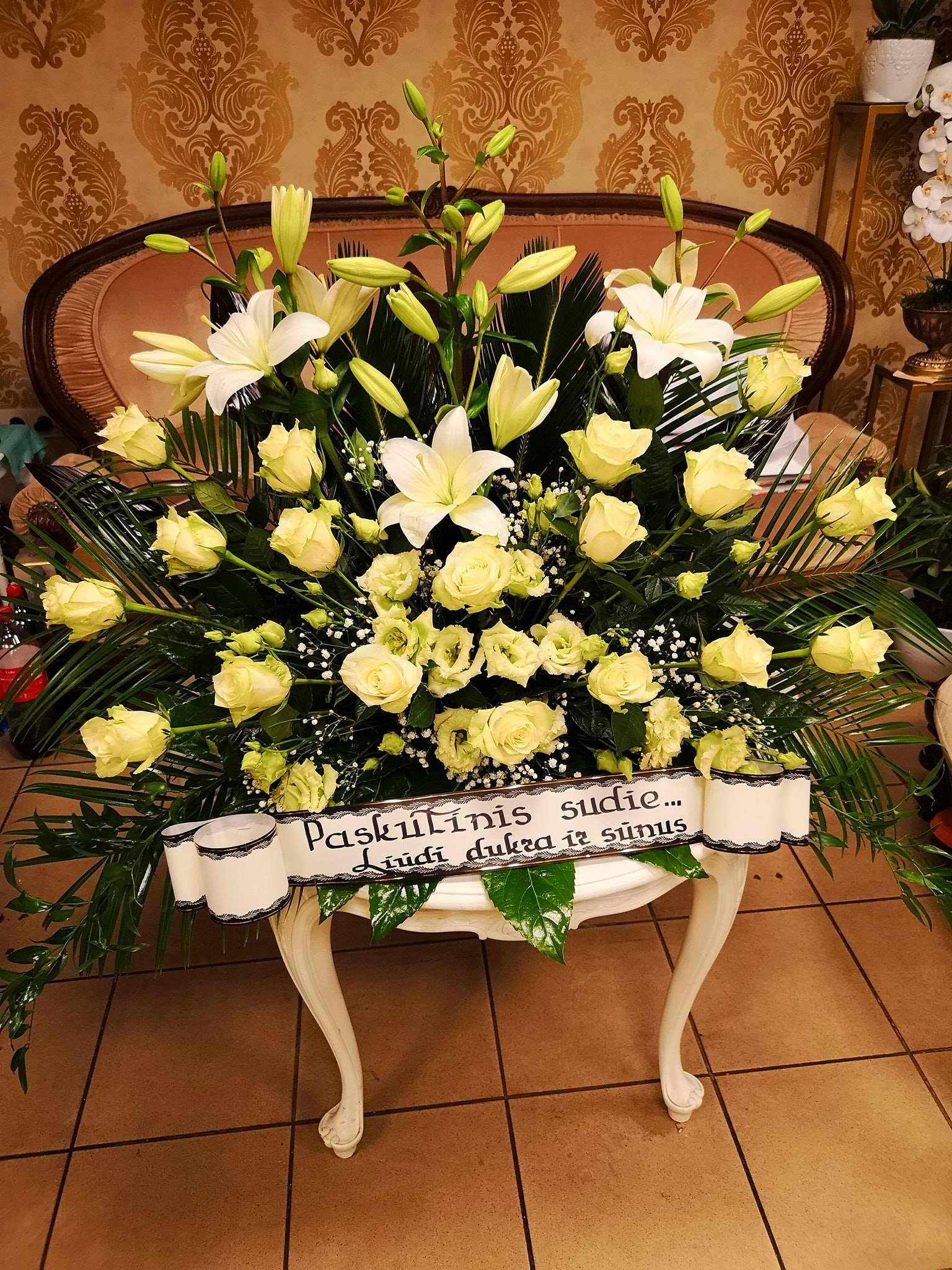 Gedulo vainikai, puokštės