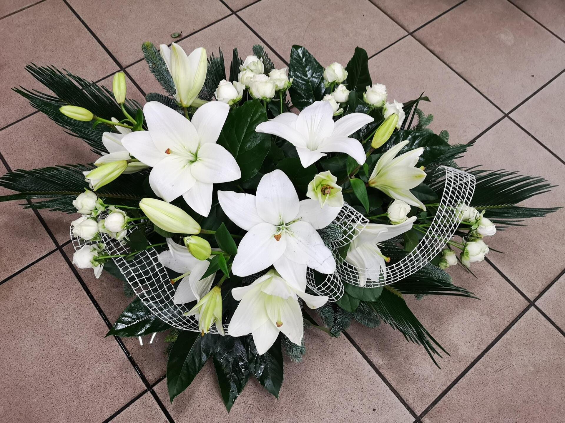 Gedulo vainikai, puokštės