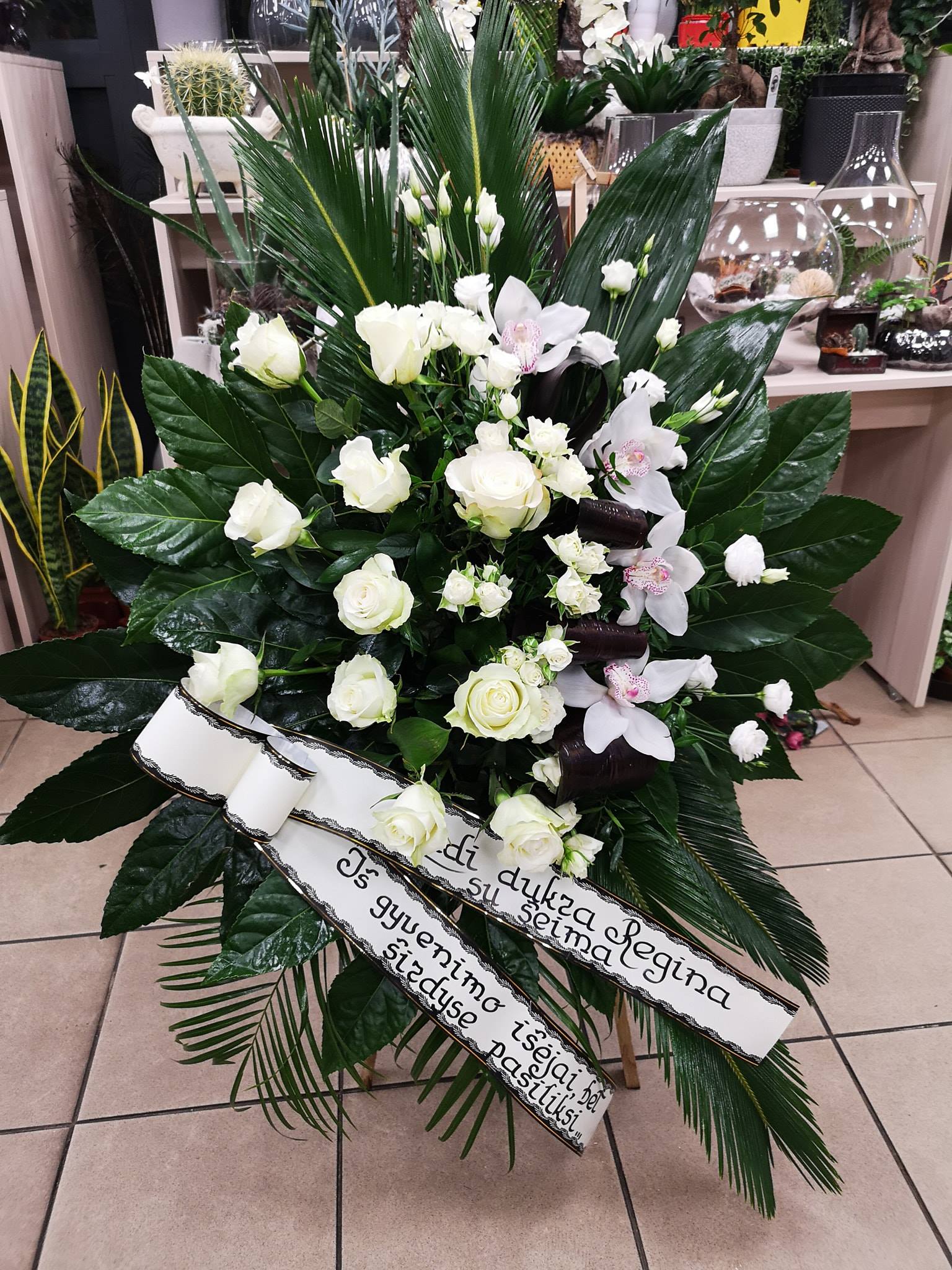 Gedulo vainikai, puokštės