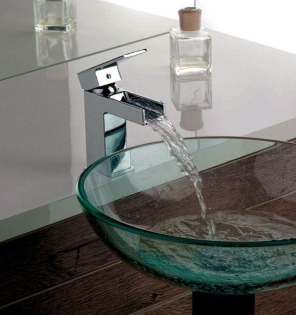 lavandino design in cristallo