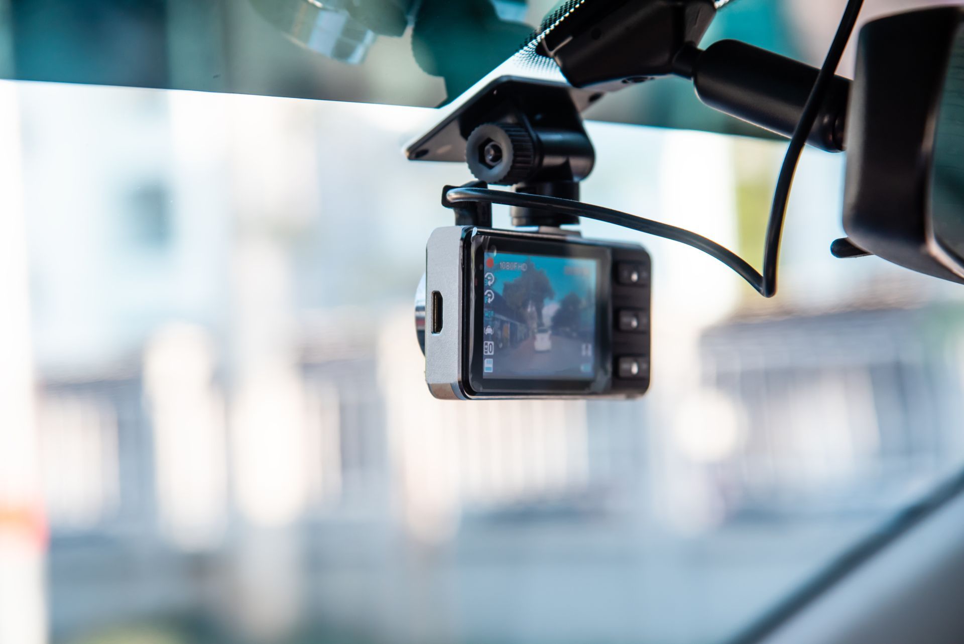 Dashcams: How to Tell If You Need One | Nate's Garage - Auto & Body Shop