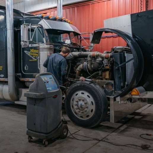 Cannon Falls Truck Services - Nate's Garage