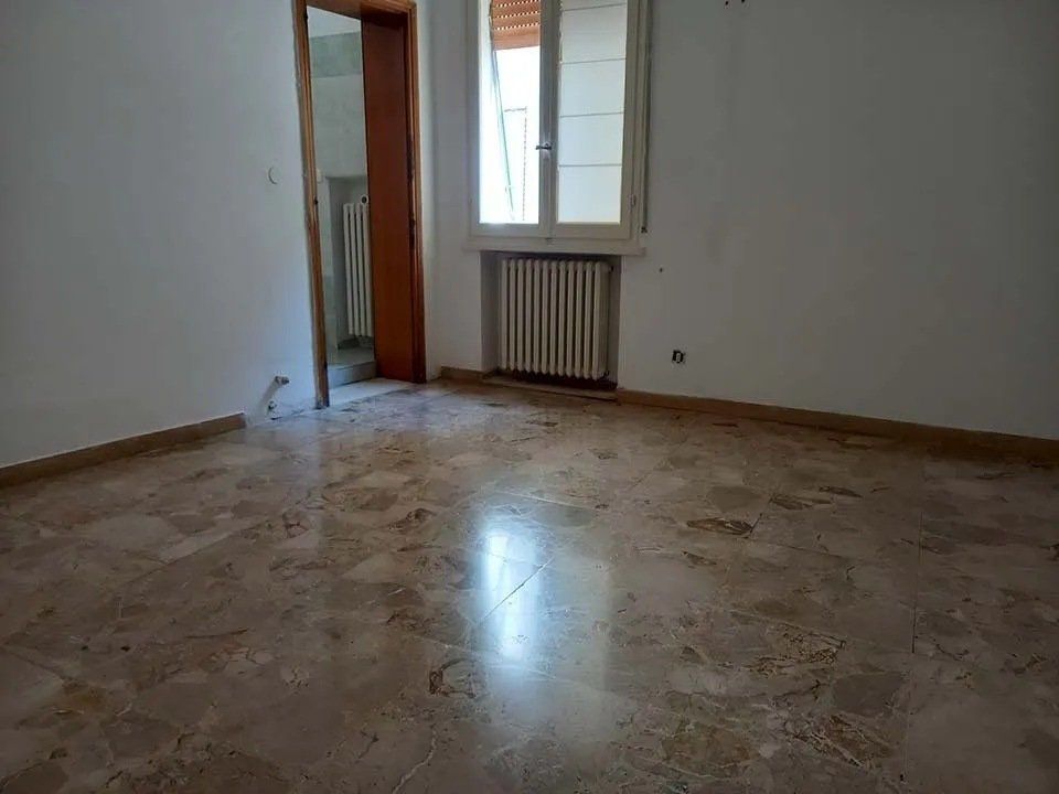 lucidatura pavimenti interni