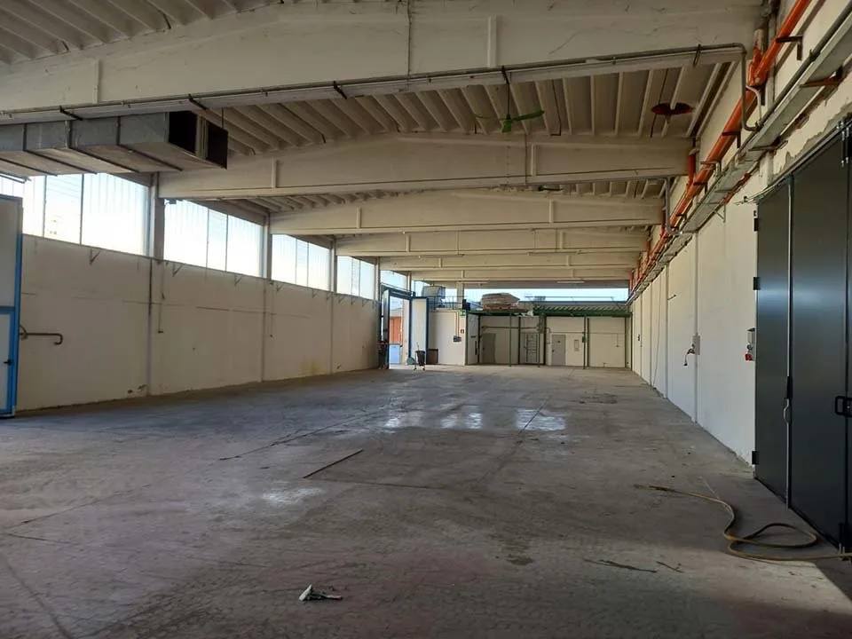 capannone industriale
