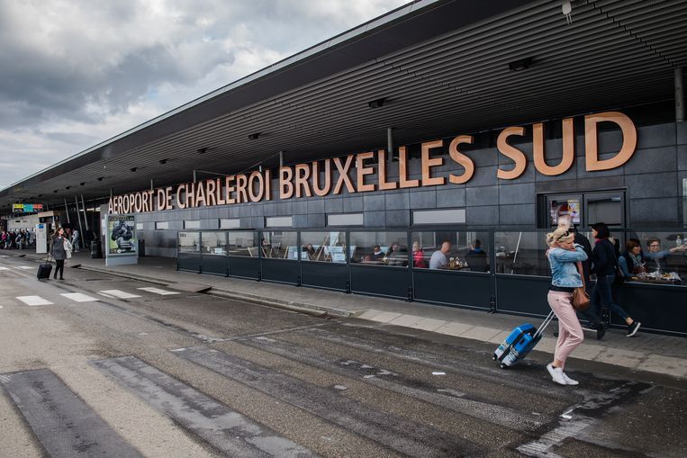 Taxi van Amsterdam naar Charleroi Airport kosten