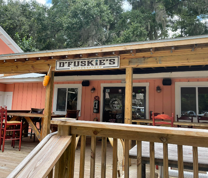 D’Fuskies Store & Eatery