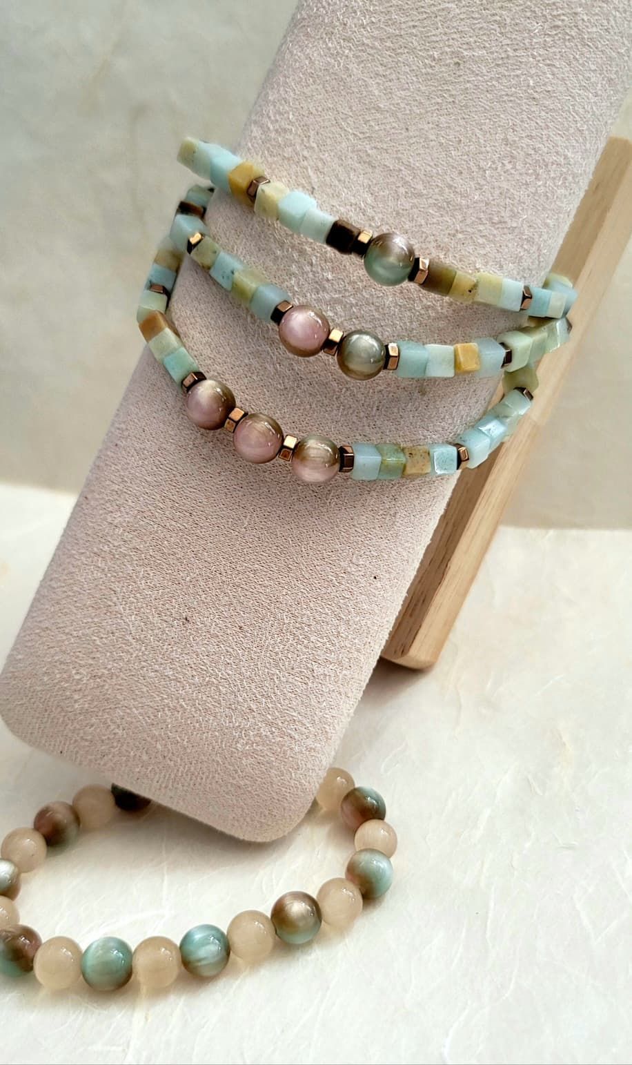 Agate Square Stone Bracelet – Balance, Protection & Natural Skin Comfort