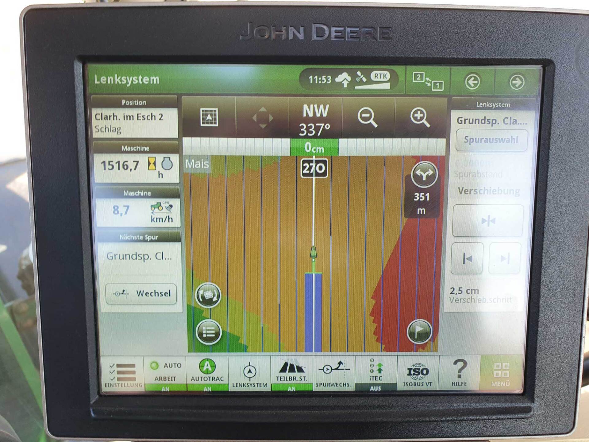Ein John Deere Monitor mit einem grünen Bildschirm