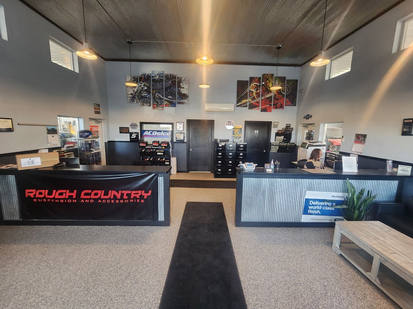 The lobby | Brandon's Body Shop & Repair