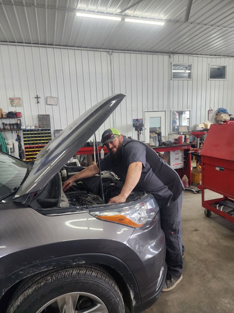 Team member 02 | Brandon's Body Shop & Repair