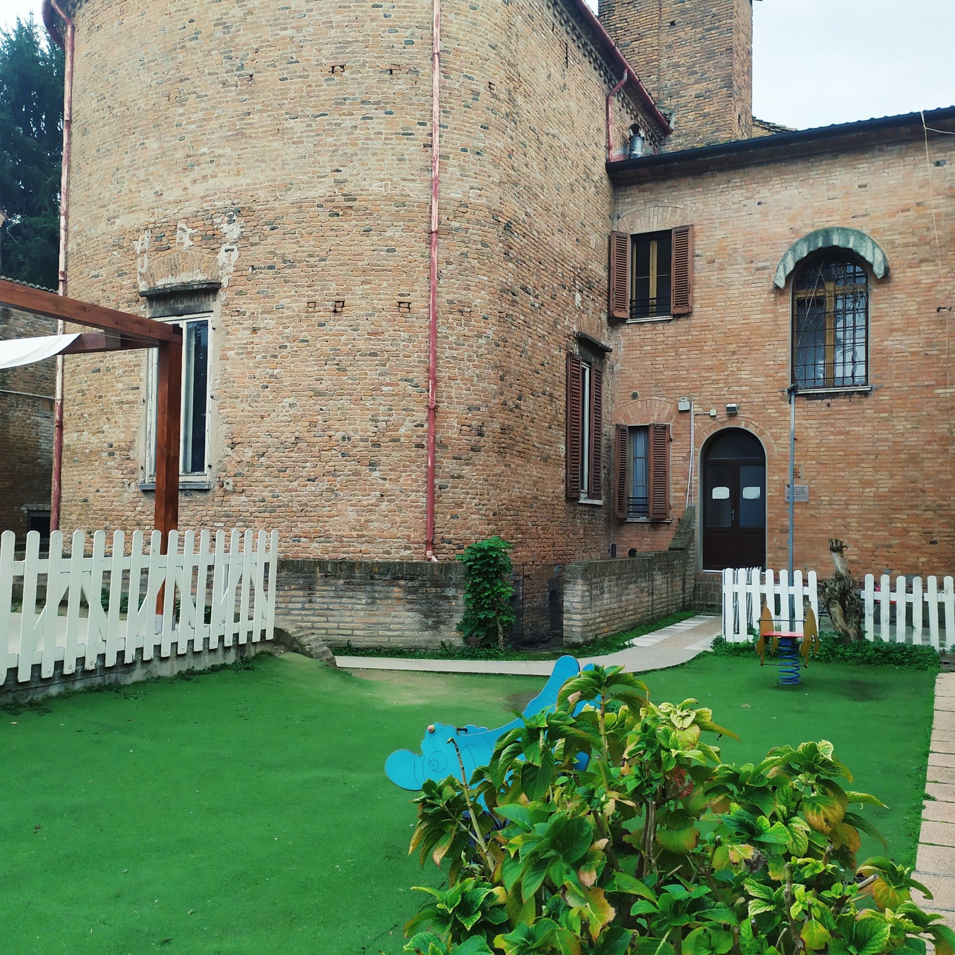 Centro infantile con giardino