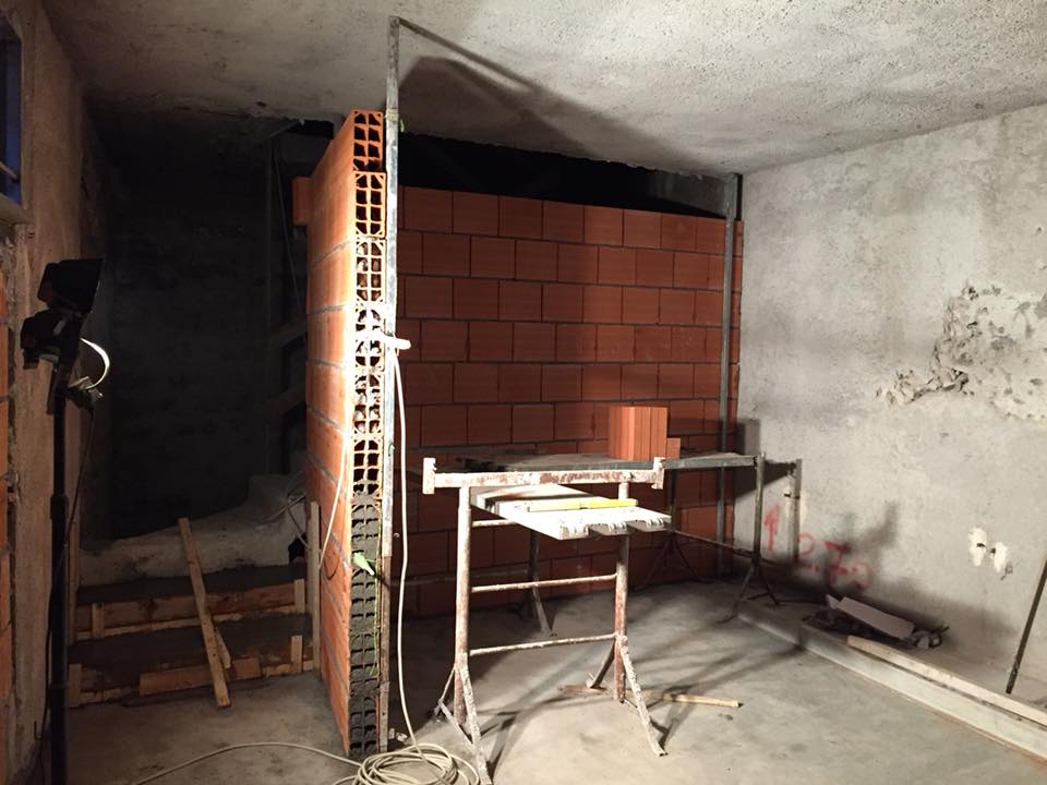 ambiente in costruzione