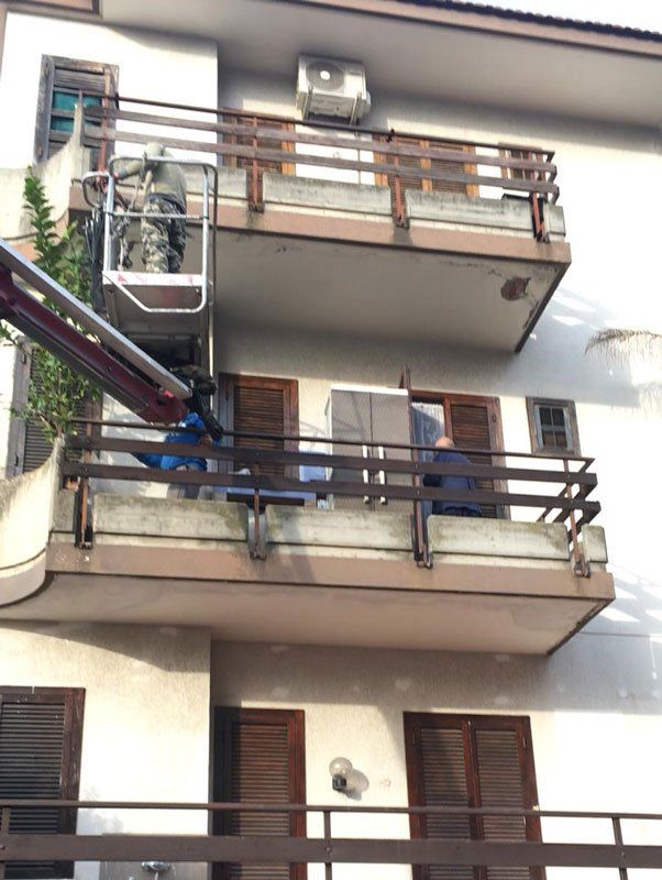 manutenzione ballatoi cestello elevatore