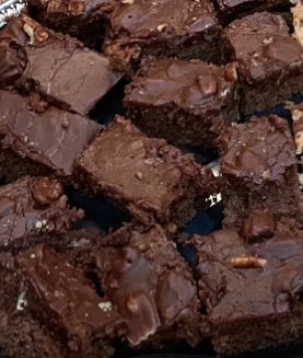 A close up of a tray of chocolate brownies
