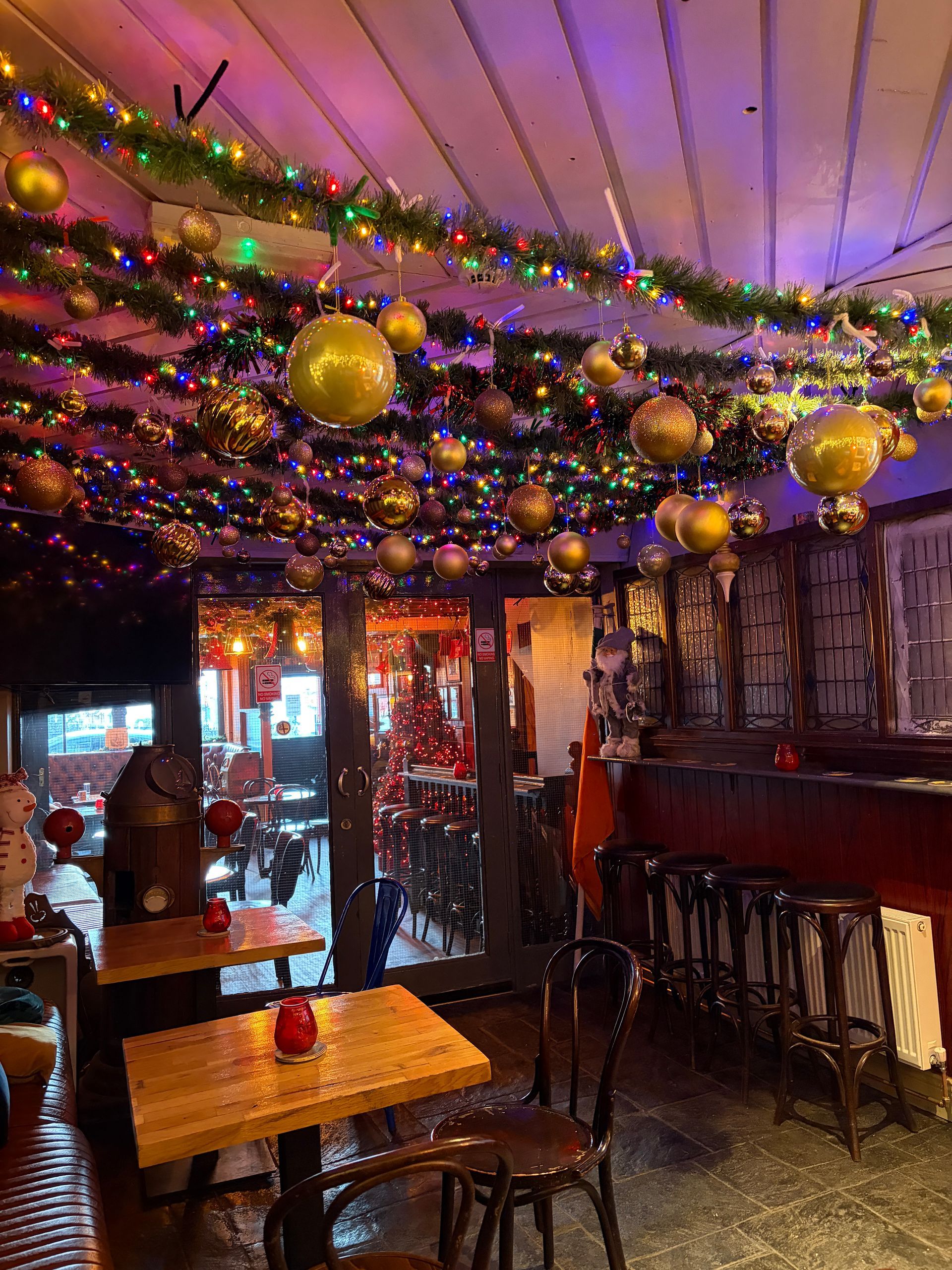 The Oarsman Ringsend, Georgian, Dublin Pub, Drinks, Food Menu, Private Bookings, Corporate Bookings