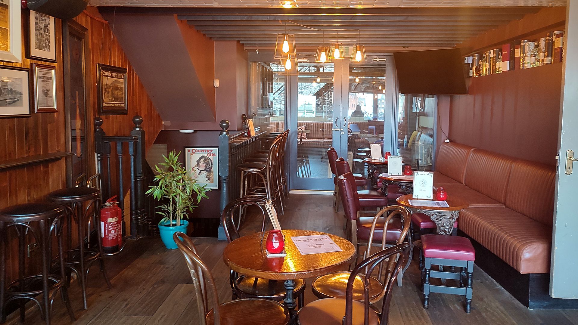 The Oarsman Ringsend, Georgian, Dublin Pub, Drinks, Food Menu, Private Bookings, Corporate Bookings
