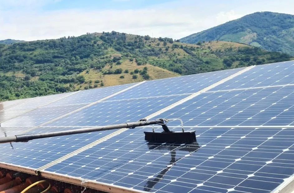 manutenzione e pulizia pannelli fotovoltaici Arezzo