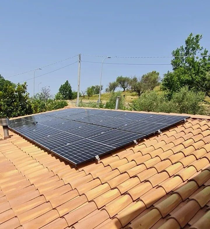 Impianto fotovoltaico Comune di Moio della Civitella