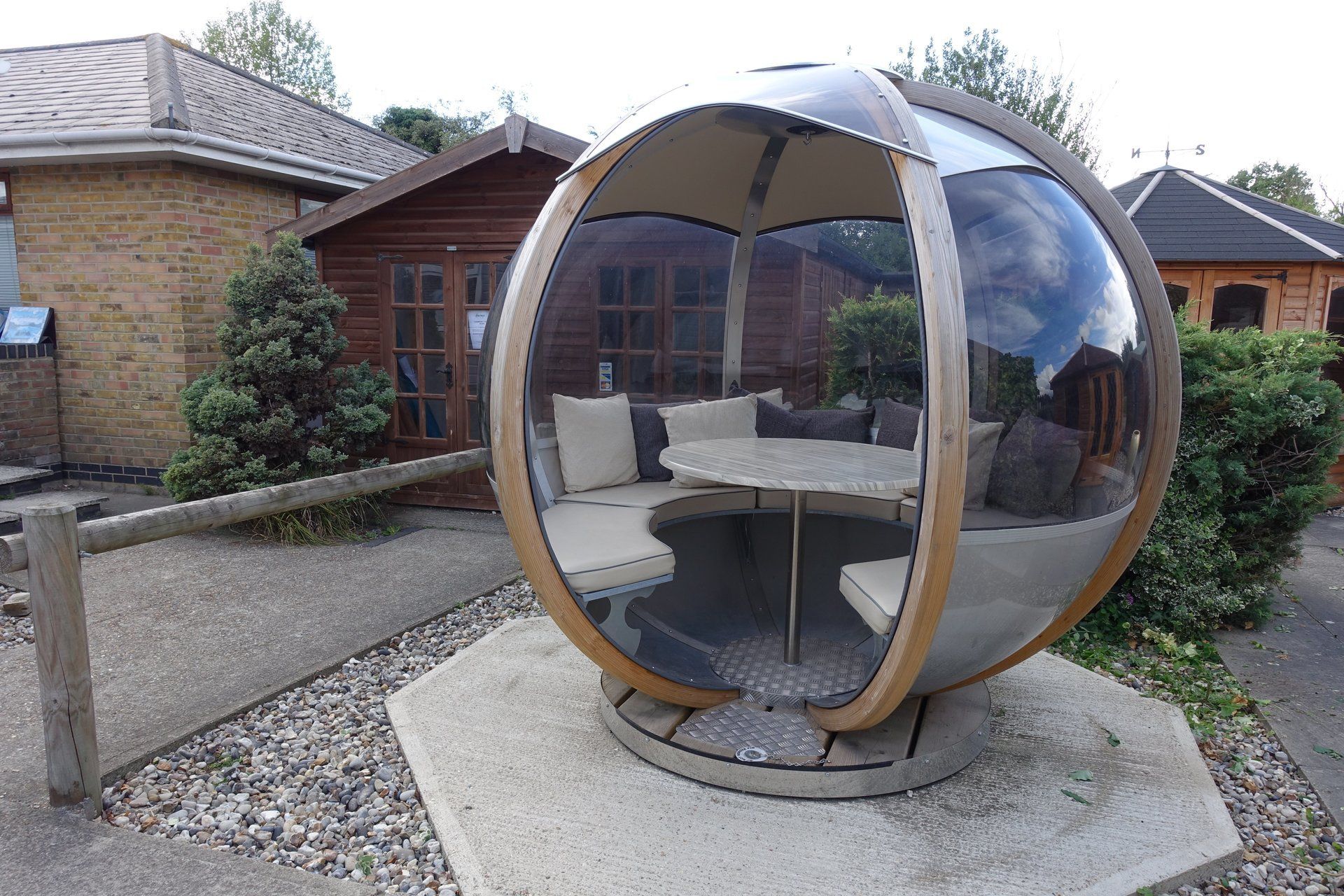 Harveys Quality Garden Buildings Rayleigh, Essex