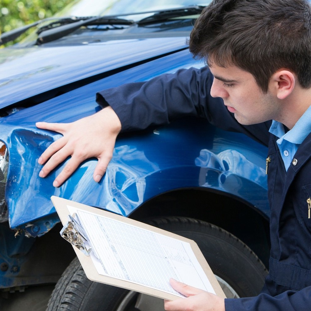Repair Shop — Grinding Car Body in Lockport, NY
