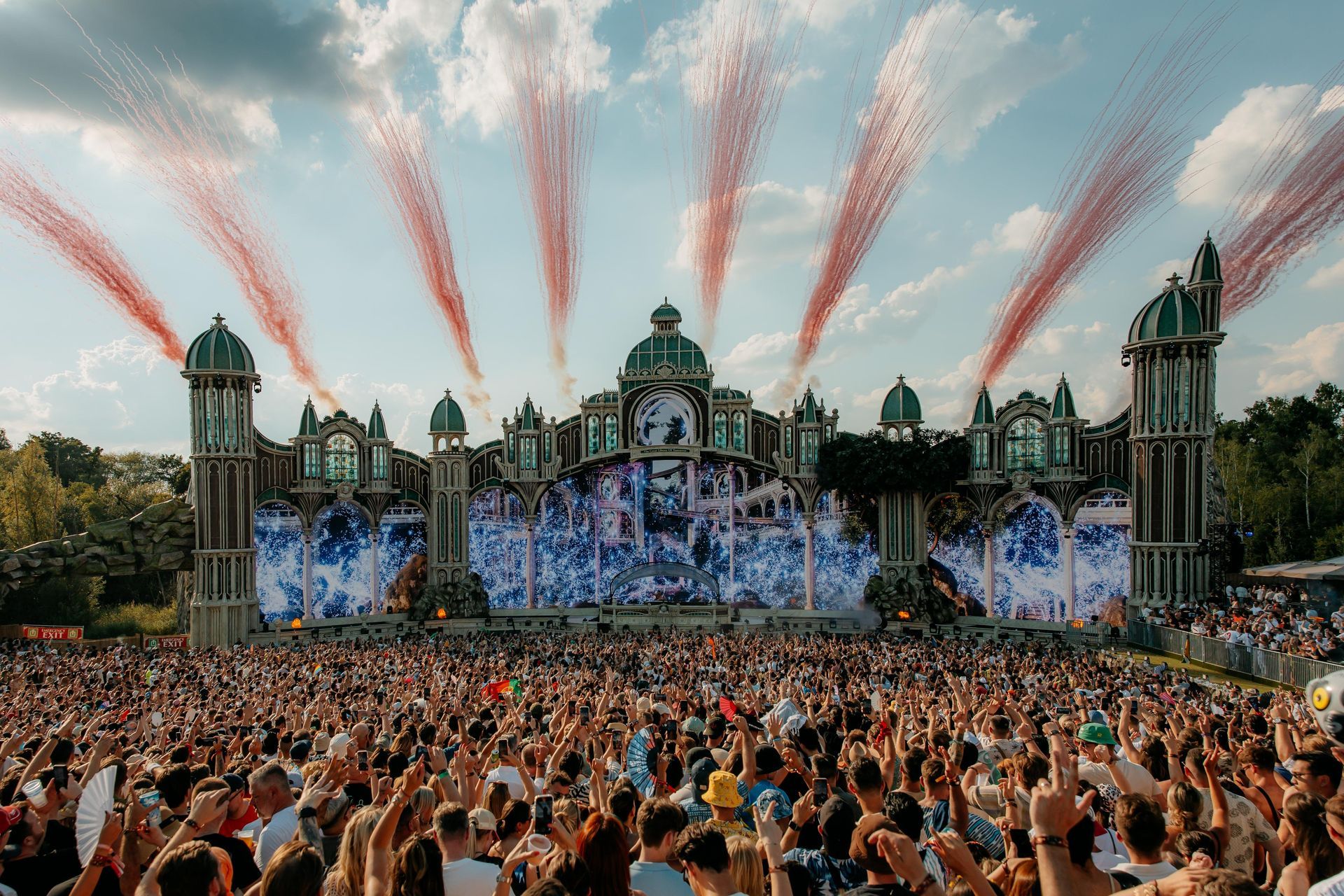 Tudo sobre a Tomorrowland Bélgica 2026! Saiba por que a próxima edição promete ser uma das maiores. 