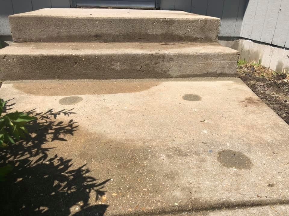 Front Porch Steps — Rockford, IL — Northern Illinois Concrete Lifting